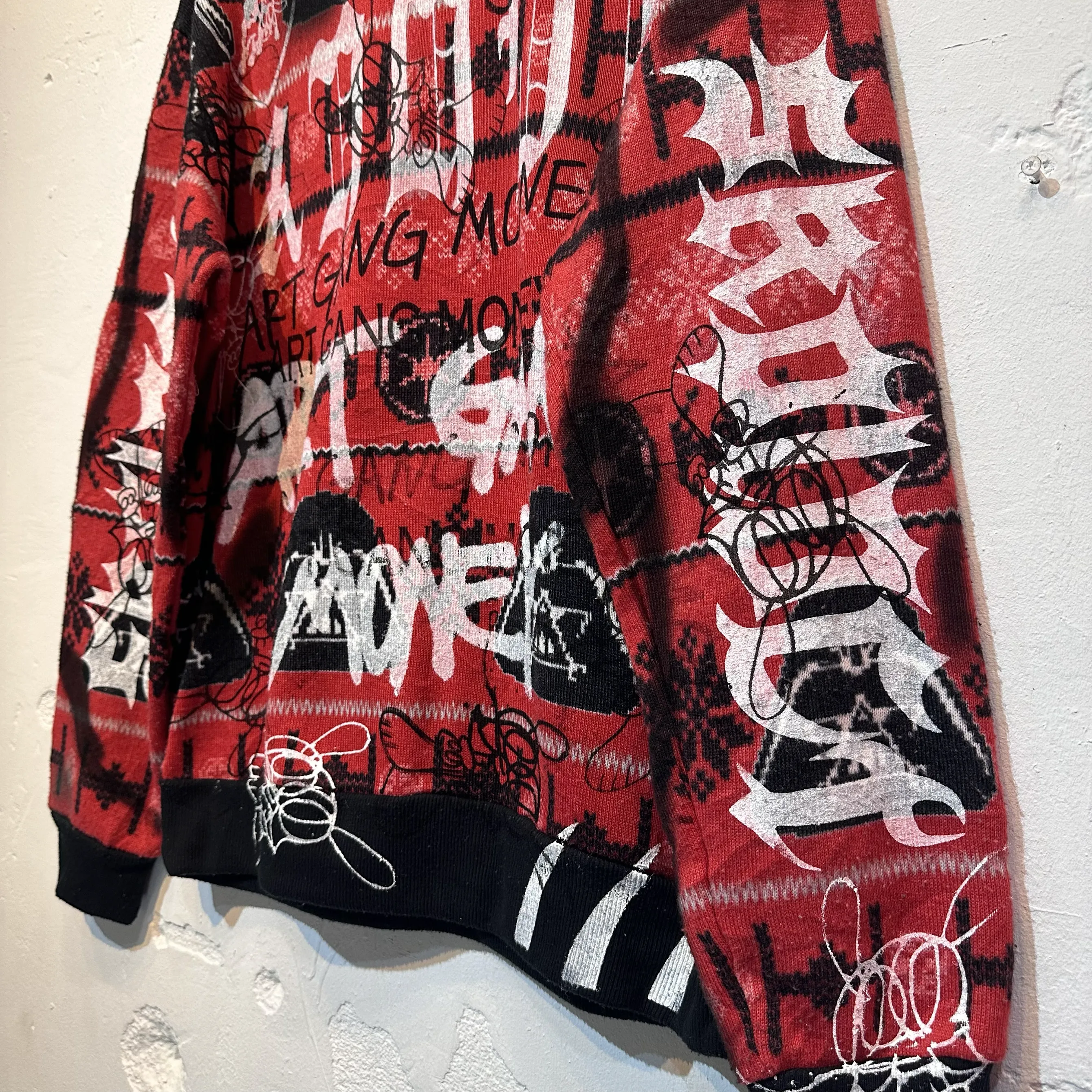 SKOLOCT CRAZY SWEATER
