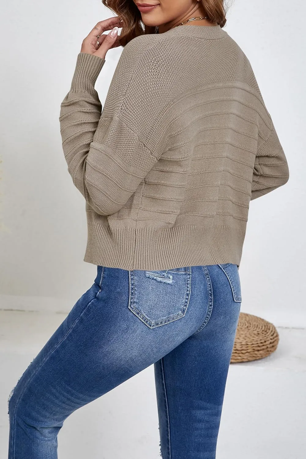 Women's Cropped Cardigan Lightweight Button Down V Neck Knit Dressy Casual Short Cardigan Sweaters
